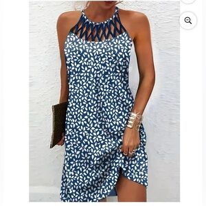 NWOT Blue and White Sleeveless Dress… 609